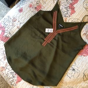 EXPRESS Olive Embroidered Downtown Cami SMALL